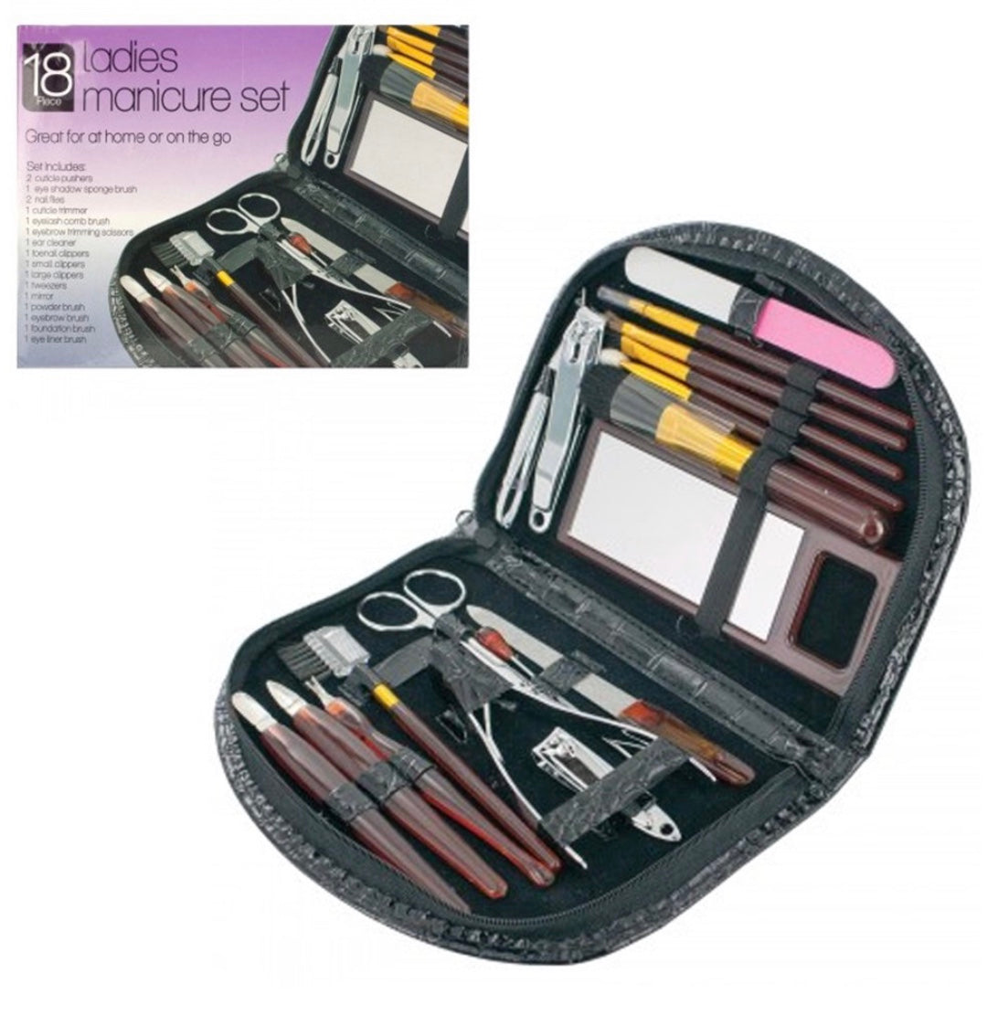 18-Piece Manicure Set